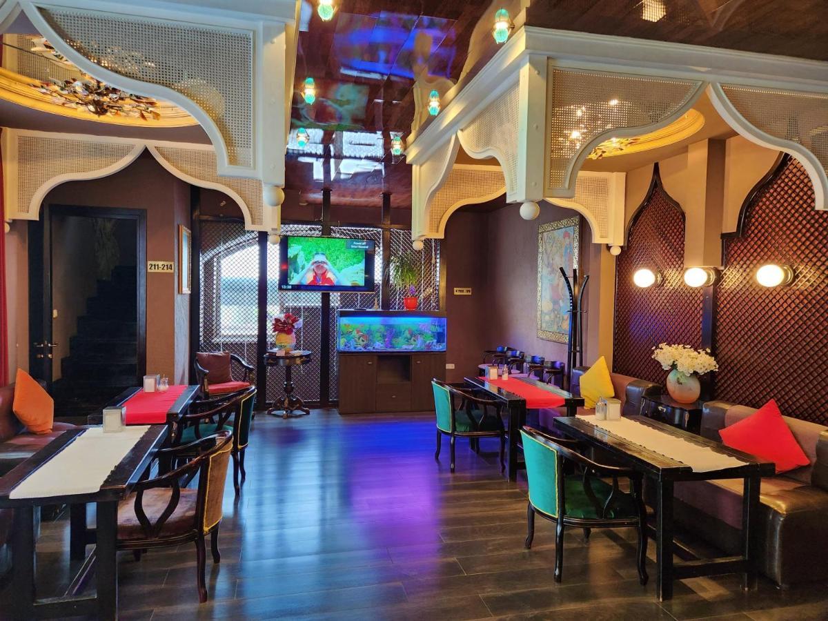 Shadow Boutique Hotel & Spa キシナウ エクステリア 写真